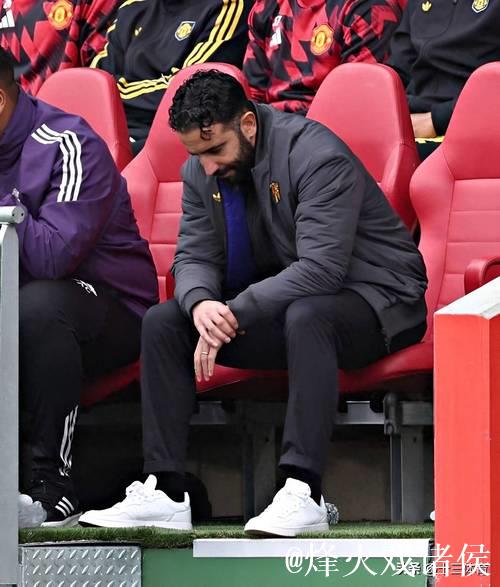 阿莫林自信可率曼联英超夺冠！对比弗爵时代不公平，理解名宿质疑