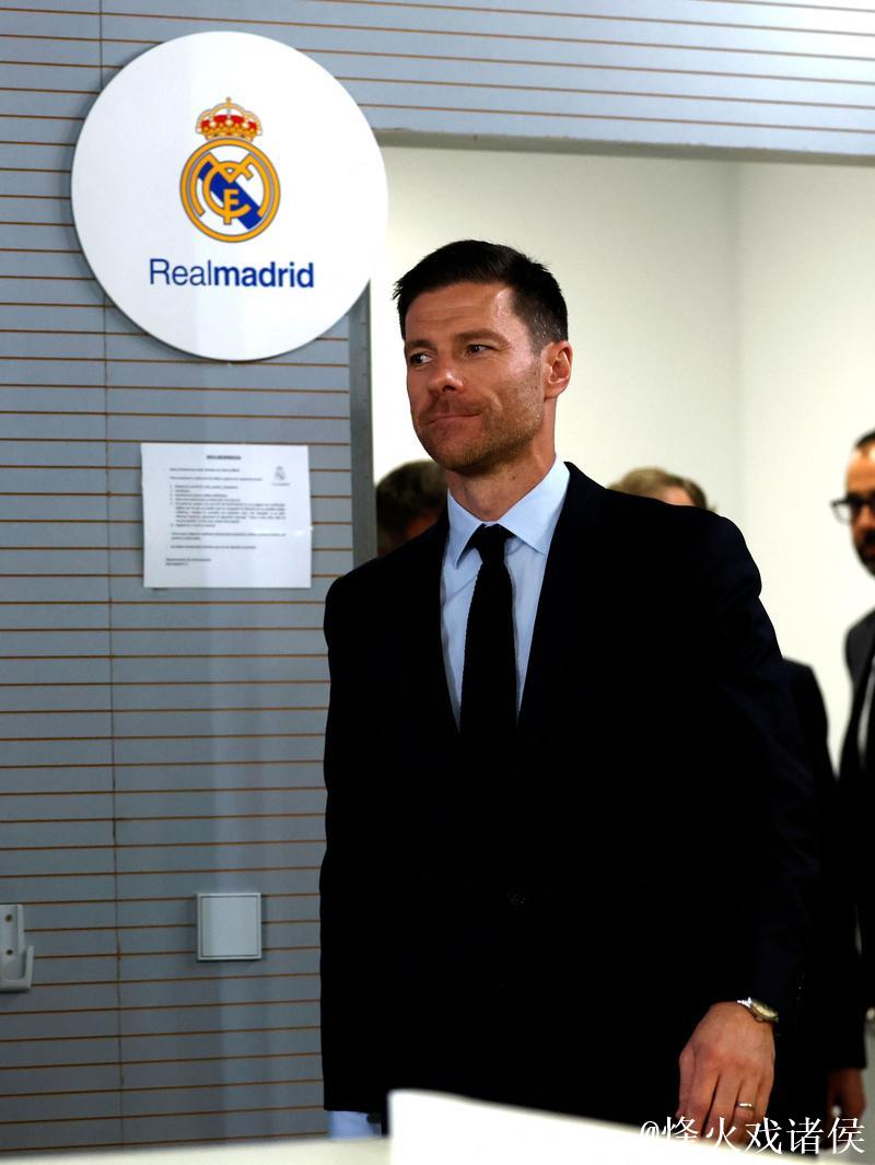 欧冠:皇马输球阿隆索却不会下课,全队力挺主帅 欧冠:皇马输球阿隆索却不会下课,全队力挺主帅