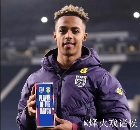 皇马5000万签下A费！纽卡斯尔报价埃基蒂克！奥斯梅恩谈判继续！