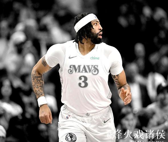 汤普森砍18分独行侠力克爵士致三连败 国王轻松击败开拓者